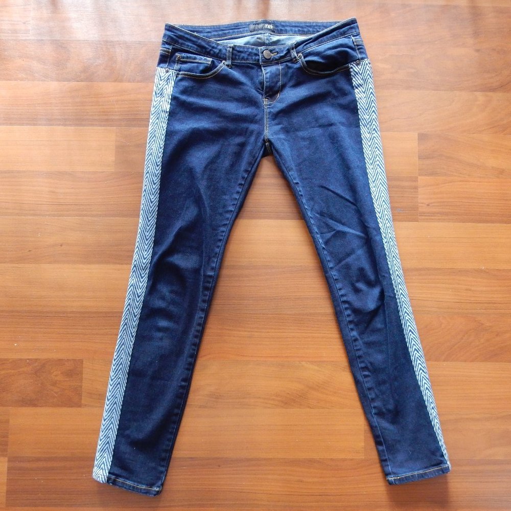 Skinny jeans by David Kahn